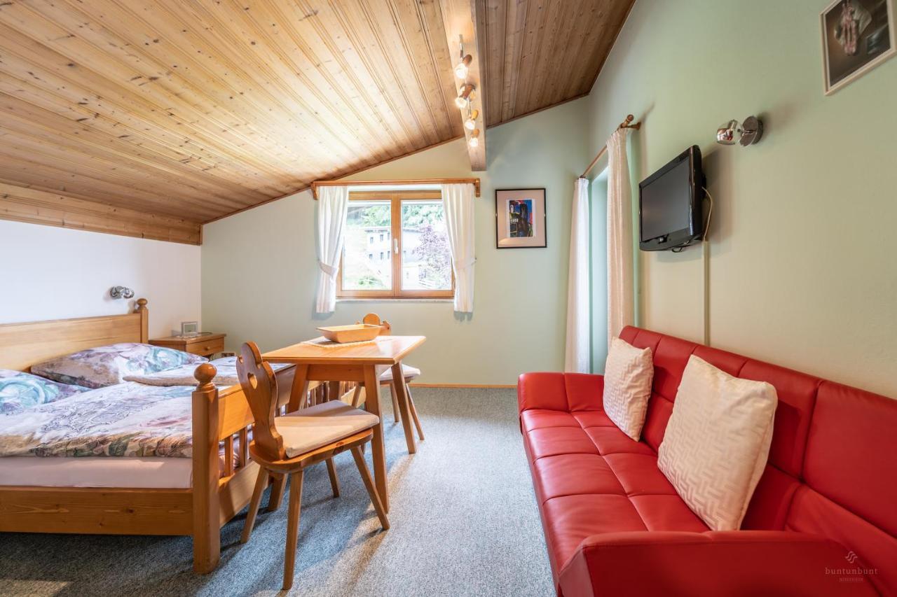 Appartamento Haus Marianne Hof bei Salzburg Esterno foto