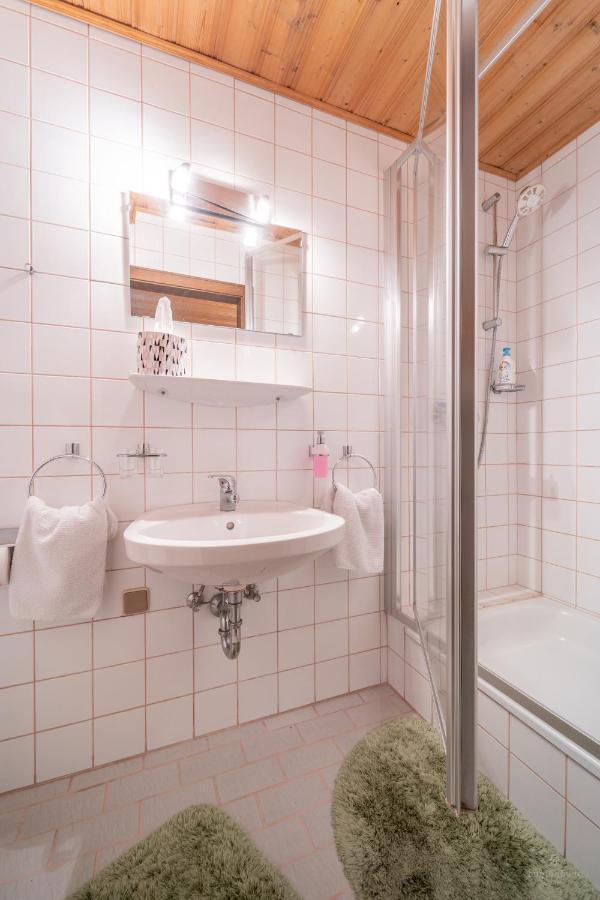 Appartamento Haus Marianne Hof bei Salzburg Esterno foto